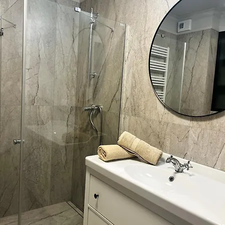 Downtown Podpromie Monica With Underground Parking Διαμέρισμα *