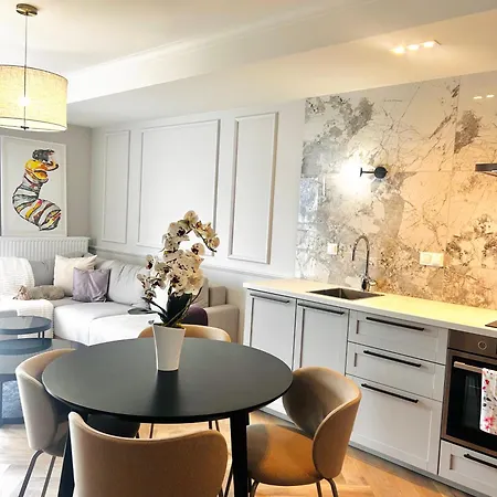 Apartman Downtown Podpromie Monica Rzeszów